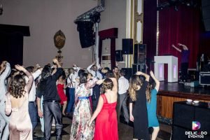 Animación musical en fiesta de Málaga.