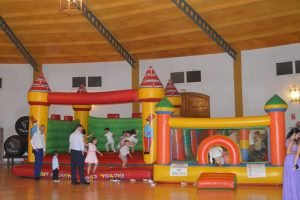 Castillo hinchable Restaurante Los Caballos