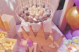 Mesa dulce de princesas.