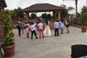 Dely's Party -Jugando