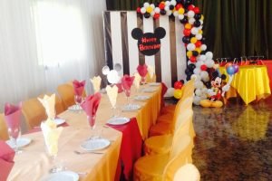 Fiesta infantil decoración Mickey Restaurante Río Grande Cártama