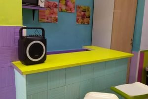 Cocina local de celebraciones Enanos Park