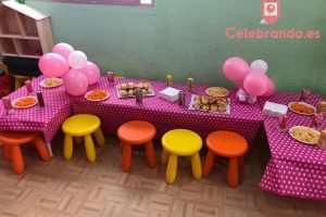 Mesa de niños en el local de Melliz Park