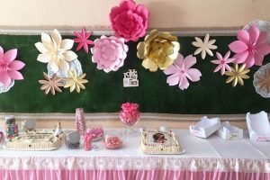 Mesa dulce de flores.