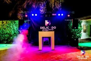 Equipo de música y animación musical Delicado Eventos.