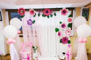 Photocall hecho a mano para fiesta de cumpleaños.