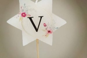 Vela con forma de estrella para fiestas infantiles.