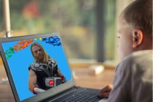 Videollamada de cumpleaños con Thor