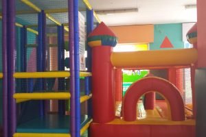 parque-bolas-niños-camino-san-rafael