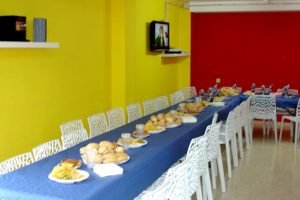 pekepark-mesas-local-fiestas-alquiler-eventos