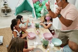 slime para niños local de celebraciones huelin